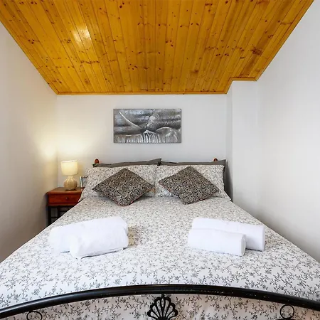 3 Bedroom Lovely In Labin Apartment Labin (Istria)