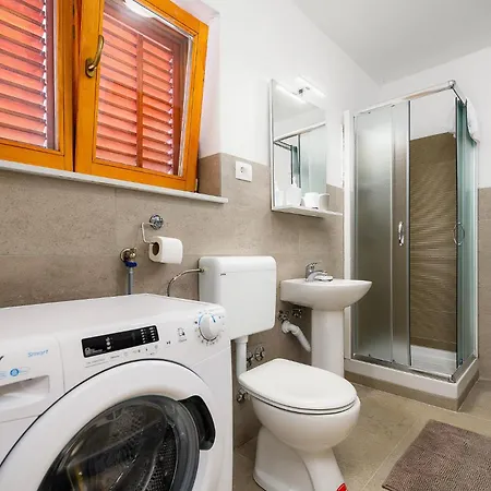 3 Bedroom Lovely In Labin (Istria)