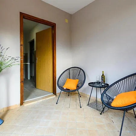 Gorgeous In Apartament